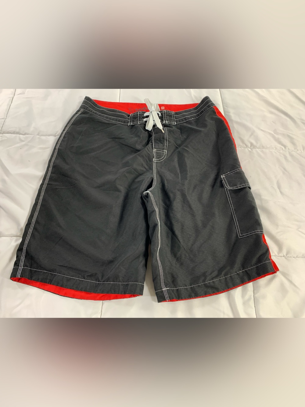 Pre loved GOTCHA swim shorts mens size L